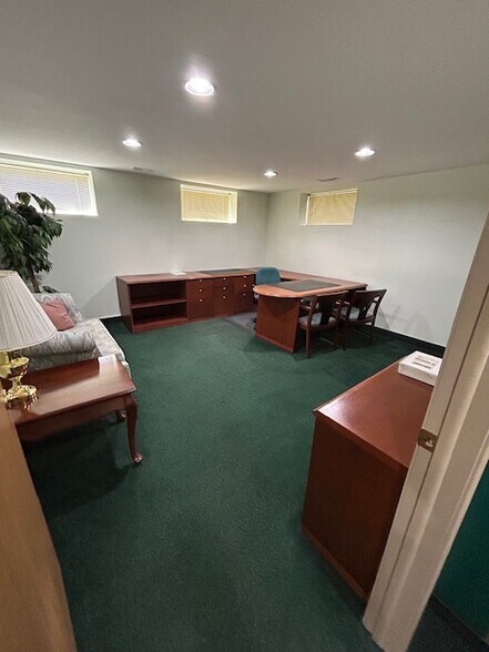 More Photos Of 101 Rt 130, Cinnaminson Unknown For Lease