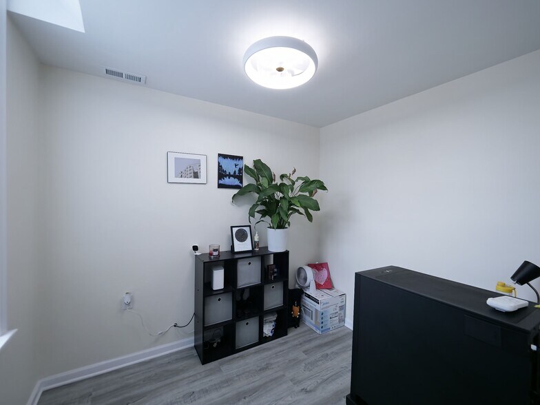 More Photos Of 2312 W 21st St, Chicago Apartments For Sale