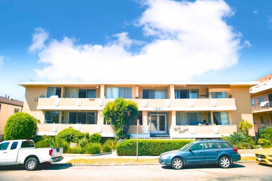 Primary Photo Of 1821 N Alexandria Ave, Los Angeles Apartments For Sale