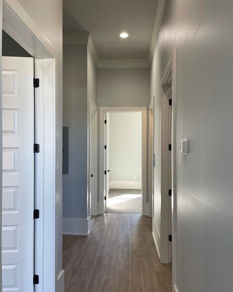 More Photos Of W E Heck, Baton Rouge Office For Lease