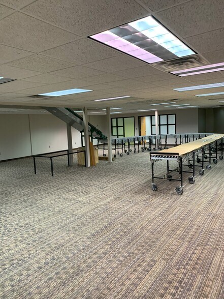 More Photos Of 3900 W 53rd St, Sioux Falls Office For Sale
