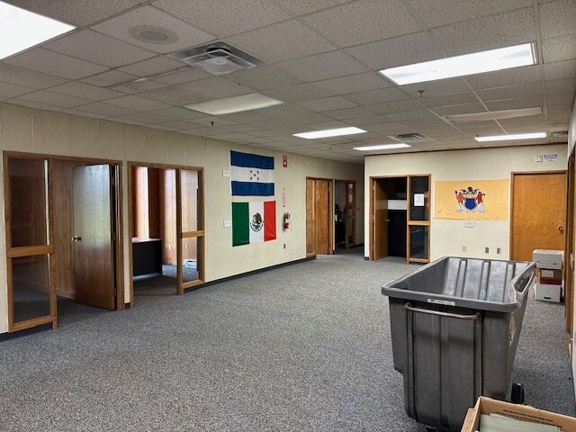 More Photos Of 370 JD Yarnell Industrial Pky, Clinton Distribution For Lease