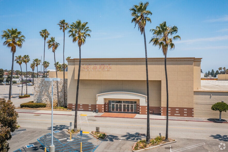 More Photos Of 21712 Hawthorne Blvd, Torrance General Retail For Lease