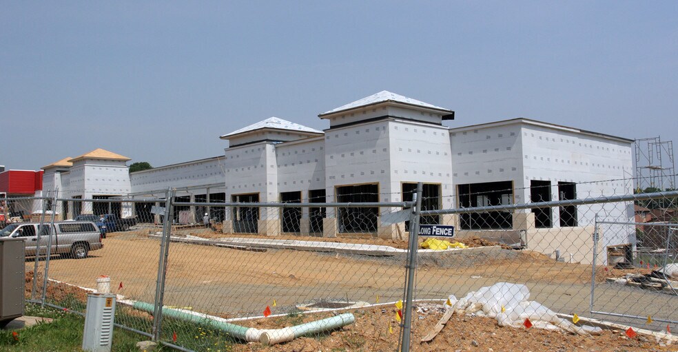 More Photos Of 1931 Plank Rd, Fredericksburg Storefront Retail Office For Lease