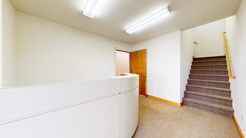 More Photos Of 200 12th St SW, Loveland Warehouse For Sale