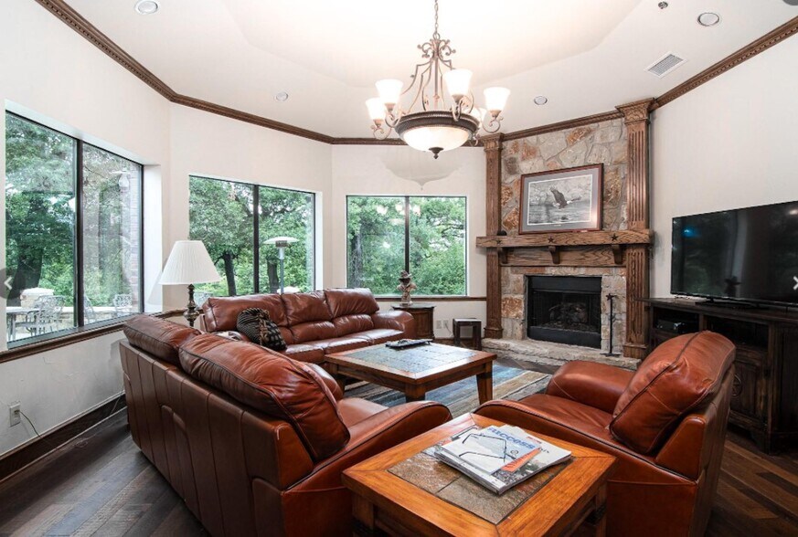 More Photos Of 6190 Virginia Pky, McKinney Medical For Lease