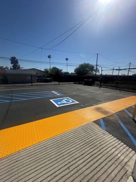 More Photos Of 214 W La Habra Blvd, La Habra Storefront For Sale