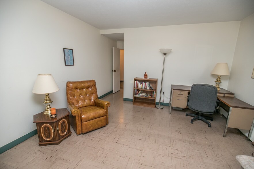 More Photos Of 2425 N Taylor Rd, Cleveland Heights Religious Facility For Sale