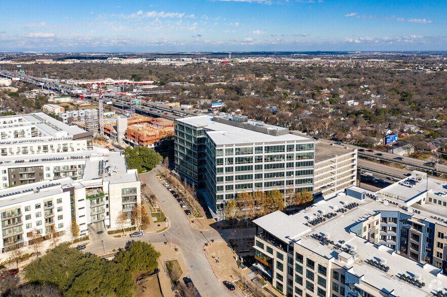 More Photos Of 3300 N Interstate 35, Austin Coworking Space