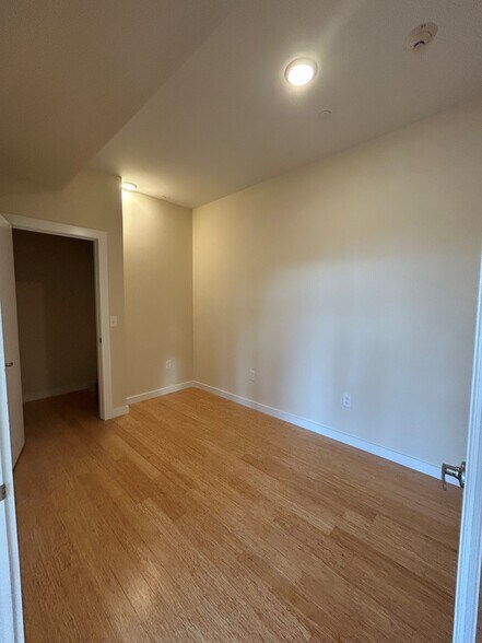 More Photos Of Van Wagner Place, Poughkeepsie Apartments For Lease