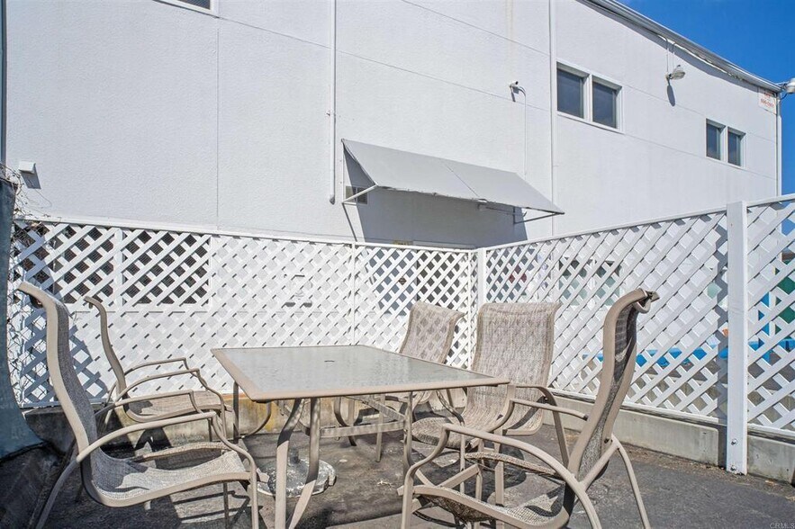 More Photos Of 2535 Kettner Blvd, San Diego Office Residential For Sale