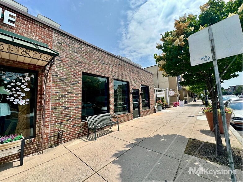 More Photos Of 635 Penn Ave, West Reading Storefront Retail Residential For Sale