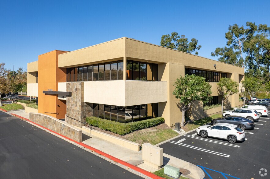 More Photos Of 25201 Paseo de Alicia, Laguna Hills Office For Lease