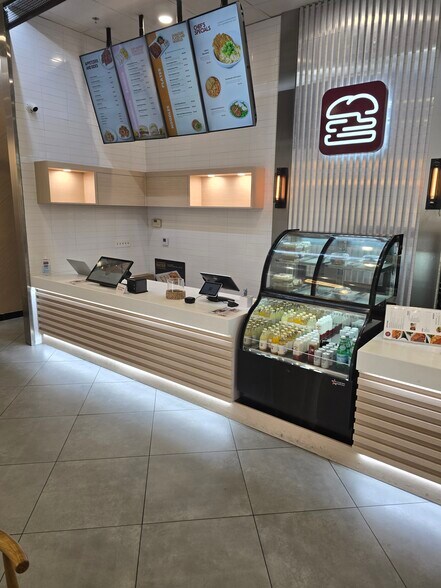 More Photos Of 3833-4093 Grand Ave, Chino Unknown For Lease