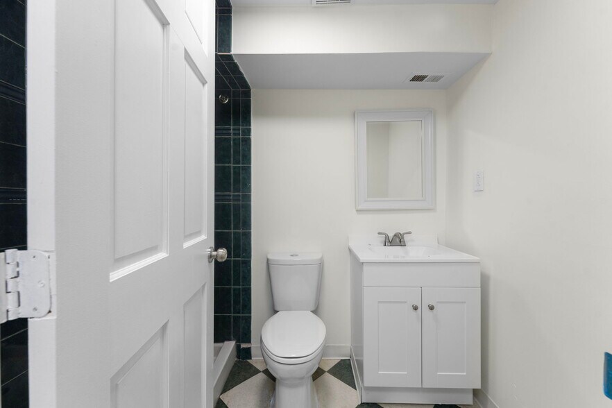 More Photos Of 922 Ridge Rd Se, Washington Assisted Living For Sale