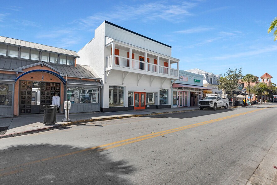 More Photos Of 132 Duval St, Key West Restaurant For Lease