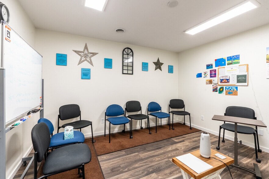 More Photos Of 112 N Chicago St, Hot Springs Light Distribution For Sale