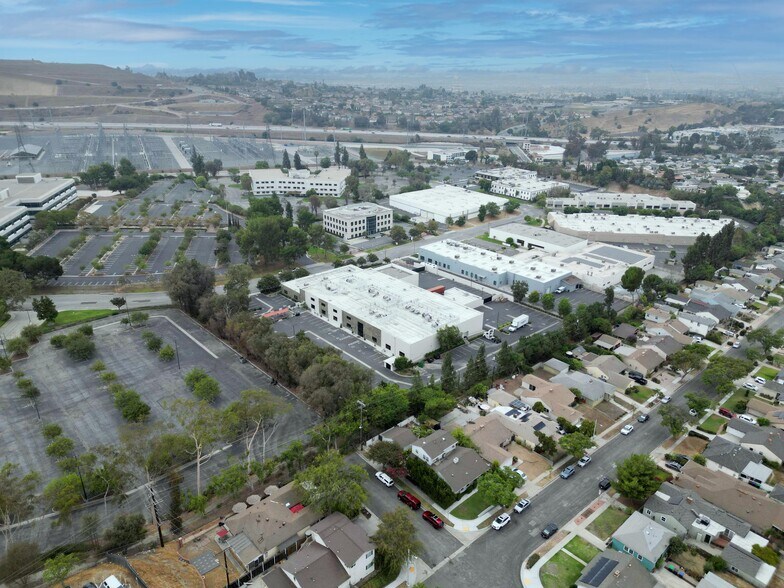 More Photos Of 2001 Saturn St, Monterey Park Light Distribution For Sale