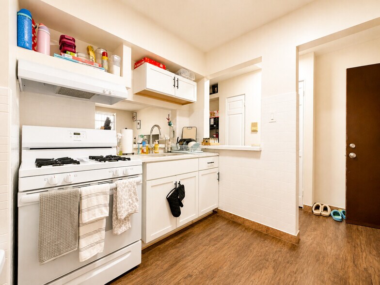 More Photos Of 2548 S Homan ave, Chicago Multifamily For Sale