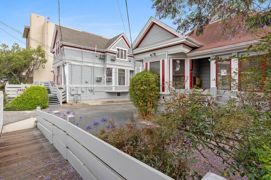 More Photos Of 2424-2428 Dwight Way, Berkeley Medical For Lease