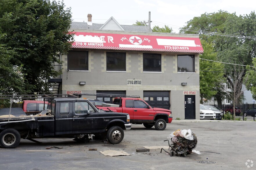 More Photos Of 3719 W Armitage Ave, Chicago Auto Dealership For Sale