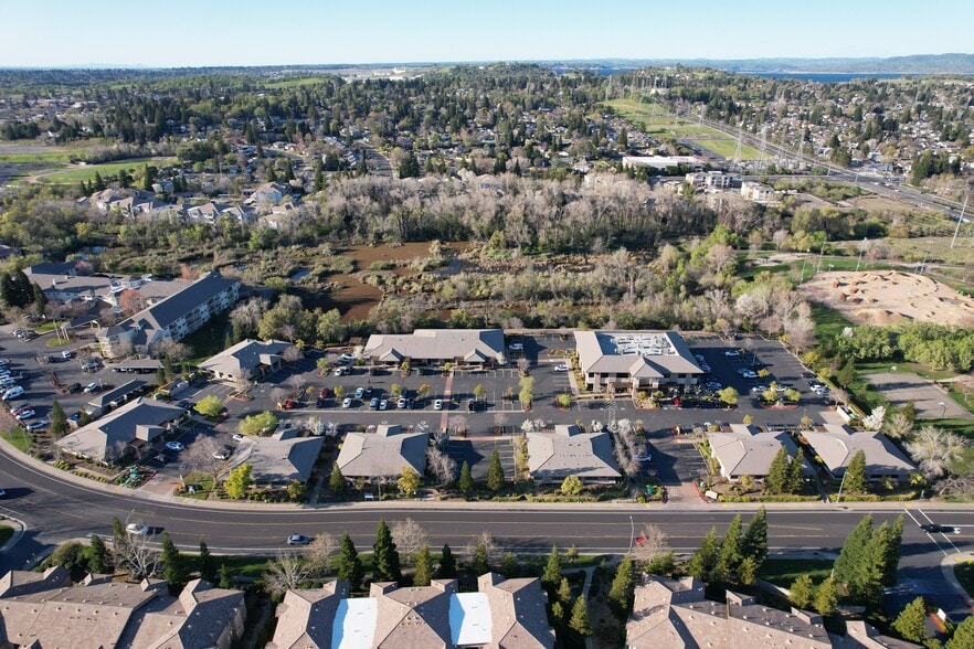More Photos Of 1737 Creekside Dr, Folsom Medical For Lease