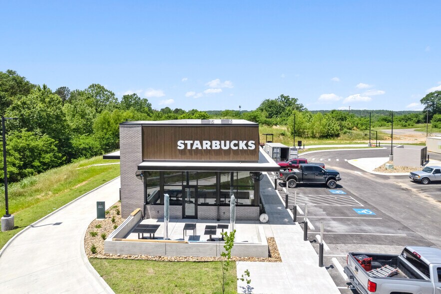 More Photos Of 2031 Oliver Lancaster Boulevard blvd, Malvern General Retail For Sale