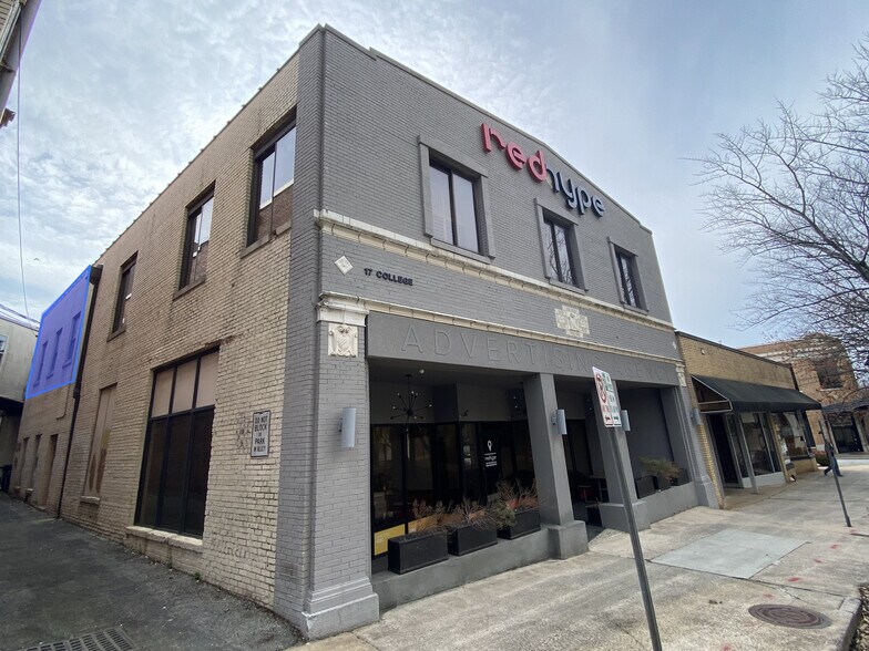 More Photos Of 17 College St, Greenville Storefront Retail Office For Lease