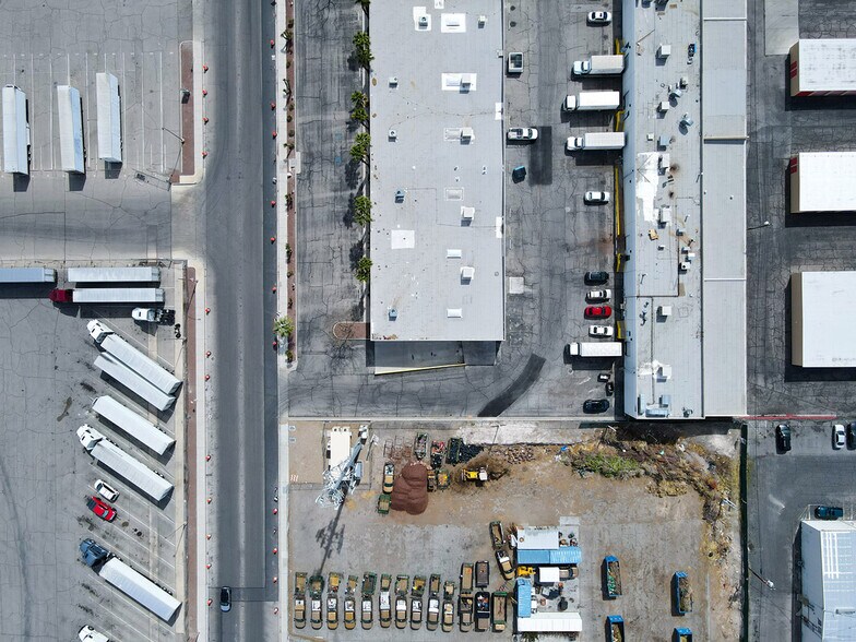 More Photos Of 4755-4767 Procyon St, Las Vegas Warehouse For Lease