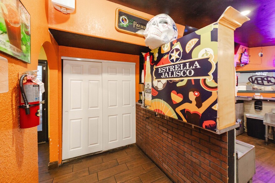 More Photos Of 1601 Industrial Blvd, Lake Havasu City Restaurant For Sale