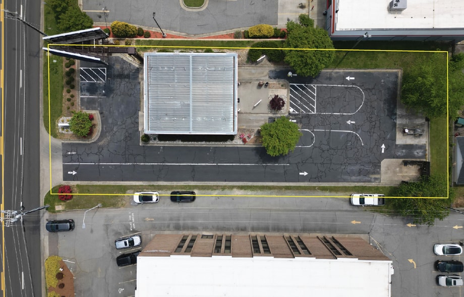 More Photos Of 2558 Lewisville Clemmons Rd, Clemmons Carwash For Lease