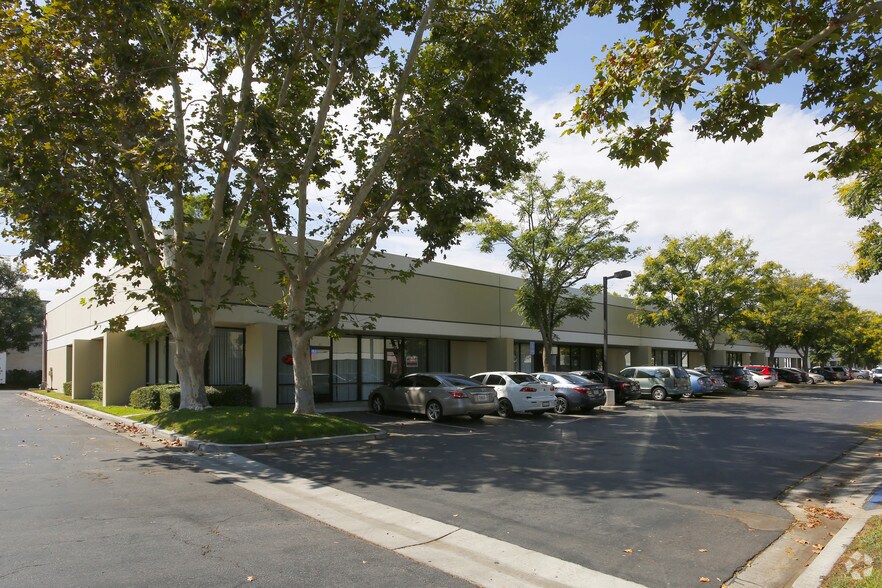 More Photos Of 1825 Chicago Ave, Riverside Unknown For Lease
