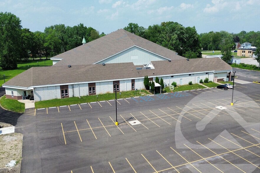 Primary Photo Of 3319 Nebraska Ave, Toledo Religious Facility For Lease