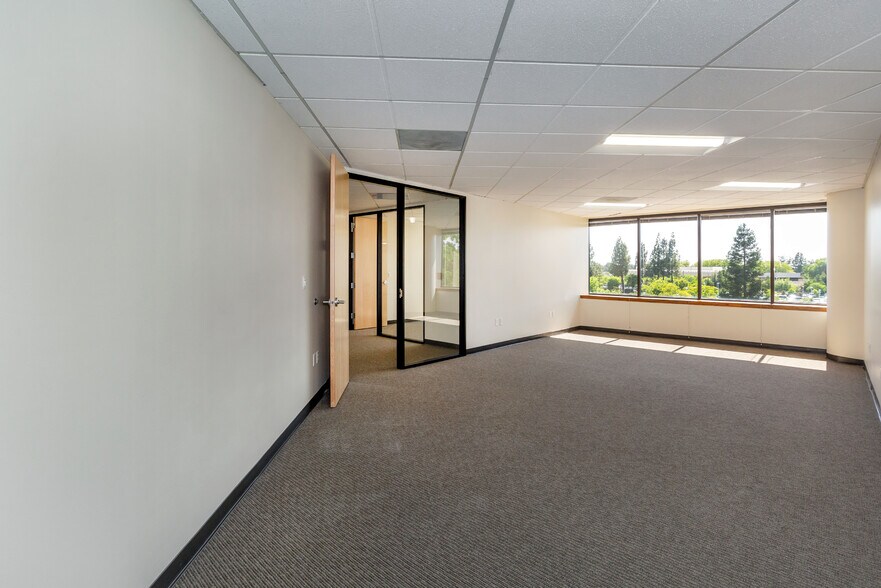 More Photos Of 1601 Response Rd, Sacramento Office For Lease