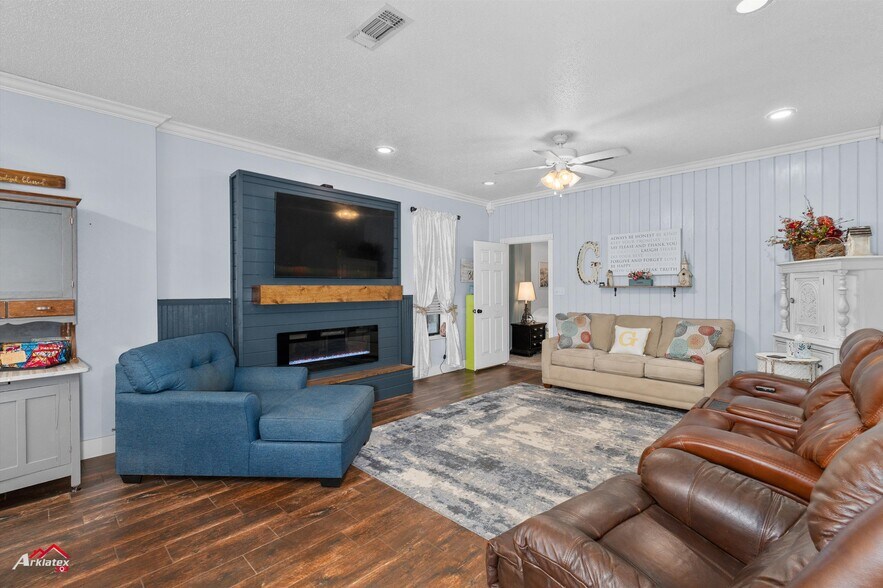 More Photos Of 159 Lonesome Pine Rd, Longview Lodge Meeting Hall For Sale