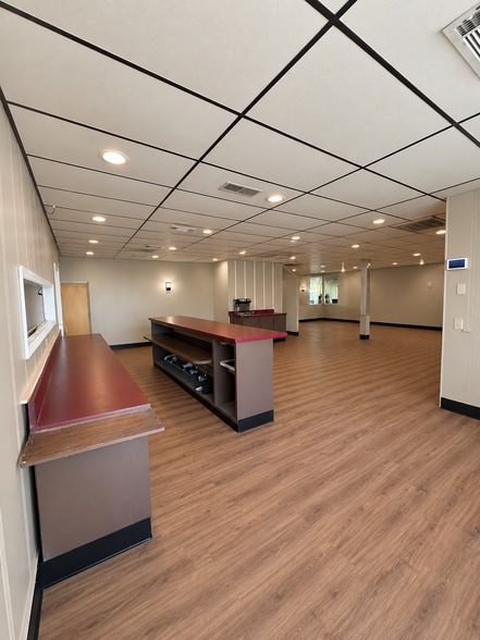 More Photos Of 3208 N Graham St, Charlotte Restaurant For Lease