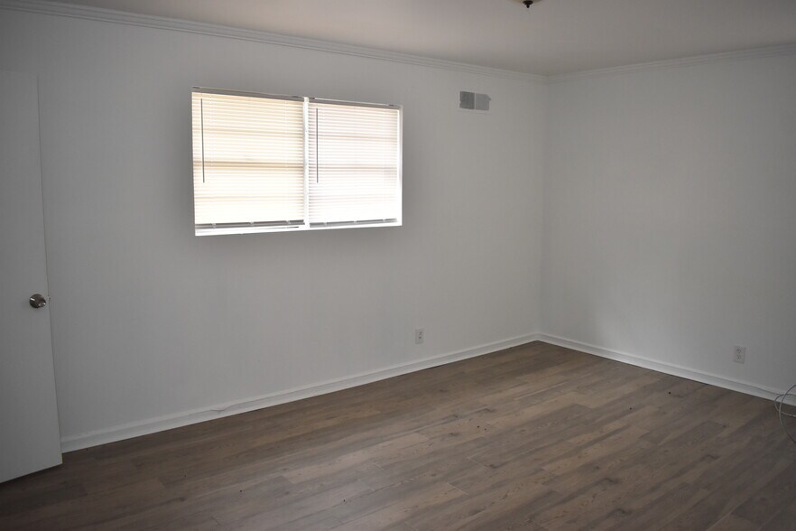 More Photos Of 1156 Triple Hill Dr, Macon-Bibb Multifamily For Sale