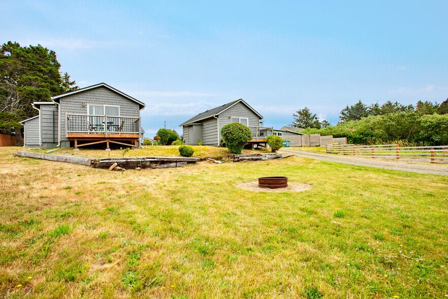 More Photos Of 2013 State Route 105, Grayland Hotel For Sale