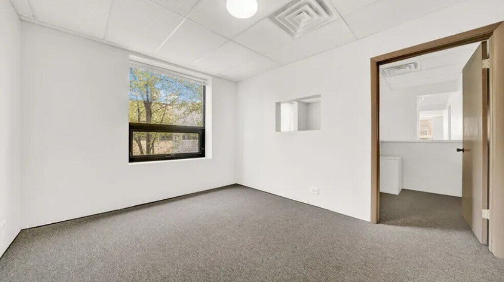 More Photos Of 3534-3536 W 26th St, Chicago Storefront Retail Office For Lease