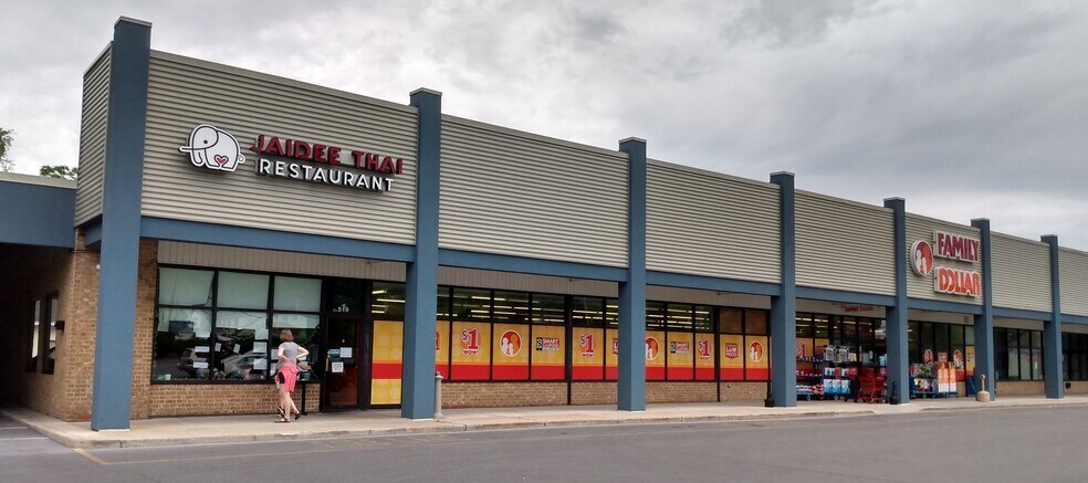 More Photos Of 501-549 E 25th Ave, Altoona Unknown For Lease