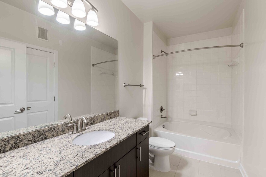 More Photos Of 101 N Wolfe St, Baltimore Apartments For Lease