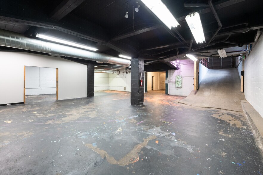 More Photos Of 2110 Market St, Denver Industrial For Sale