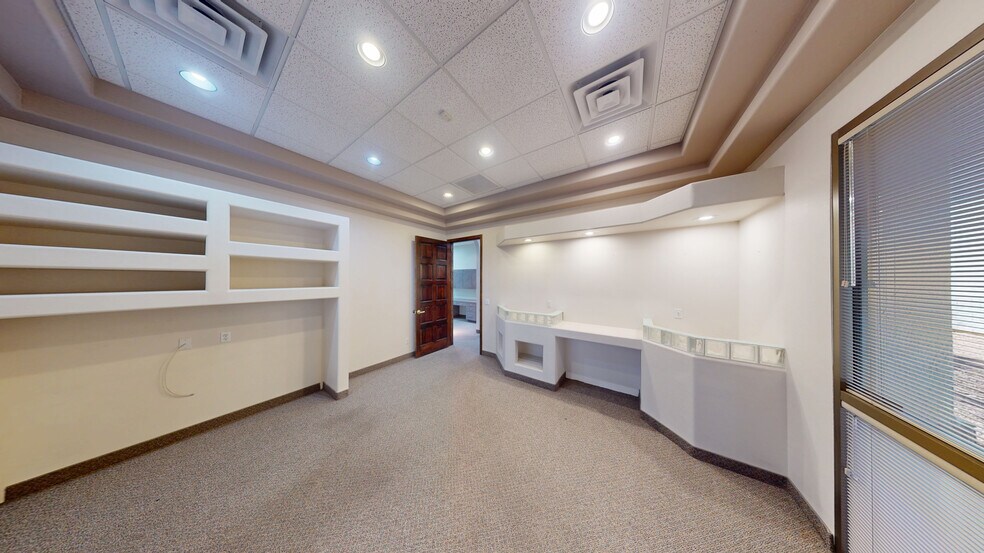 More Photos Of 54 N Pecos Rd, Henderson Medical For Lease