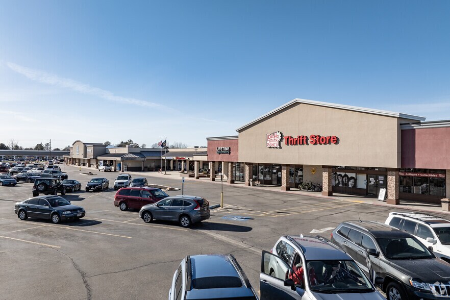 More Photos Of 10346-10500 W Overland Rd, Boise Supermarket For Lease