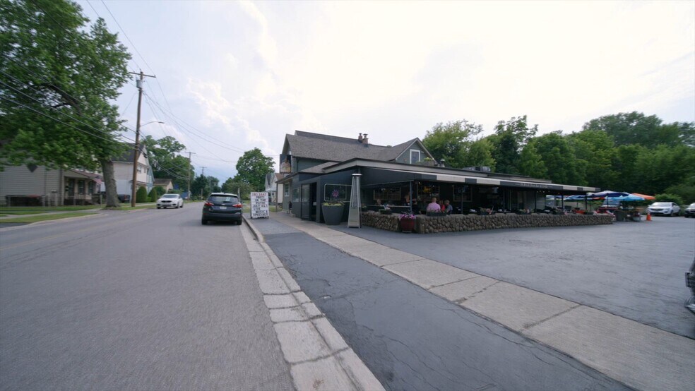 Primary Photo Of 99 Aurora St, Lancaster General Retail For Sale