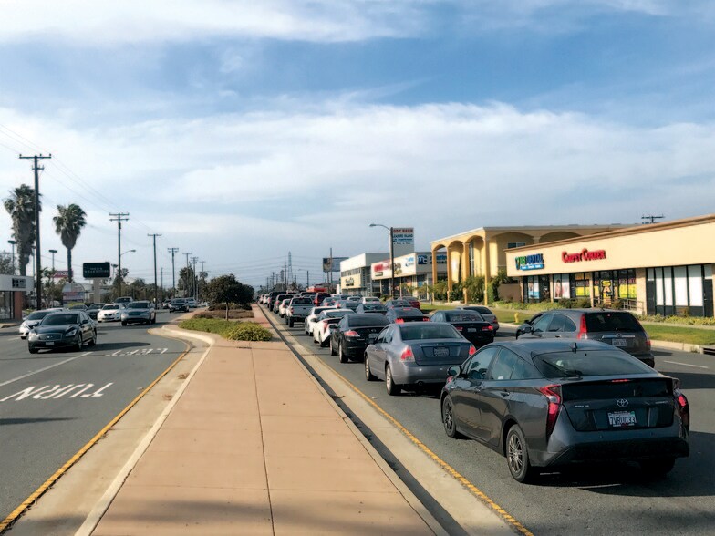 More Photos Of 18506-18516 Hawthorne Blvd, Torrance Storefront Retail Office For Lease