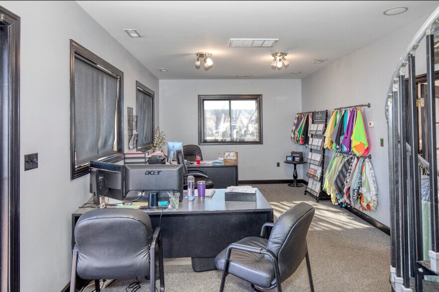 More Photos Of 4403 Ironbound Rd, Williamsburg Industrial For Sale