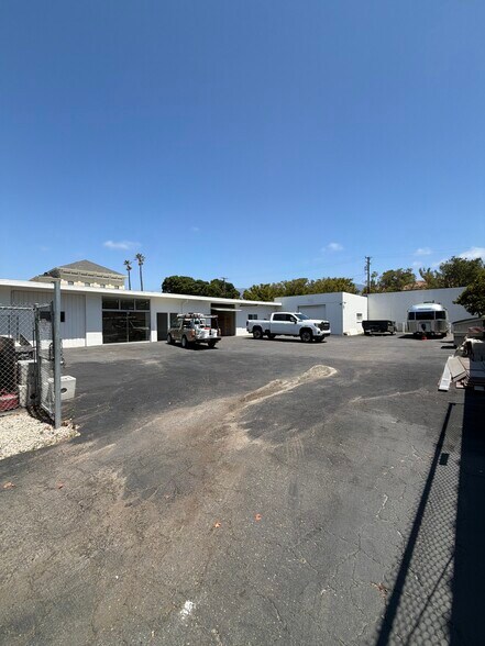 Primary Photo Of 910 Saint Vincent Ave, Santa Barbara Warehouse For Lease