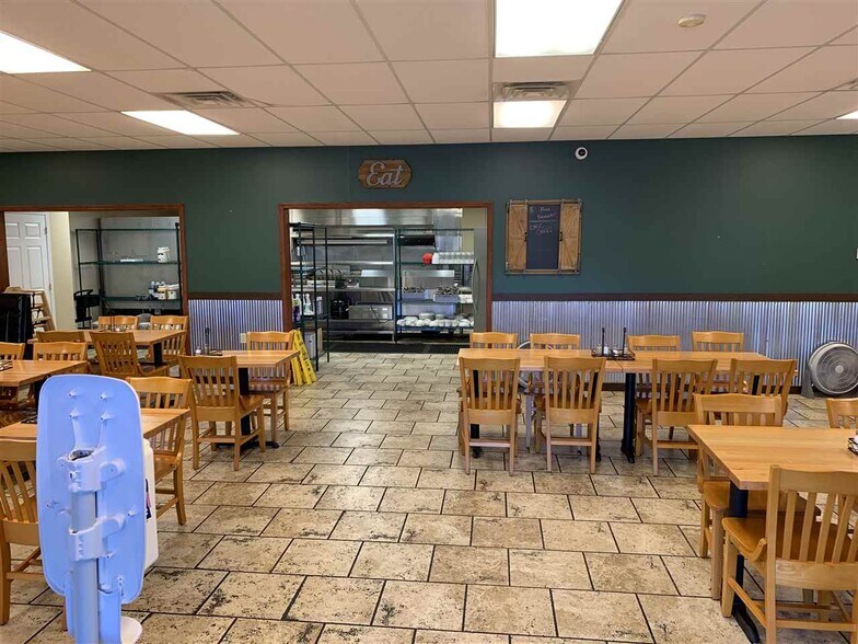 More Photos Of 675 S Main St, Brownsville Restaurant For Sale