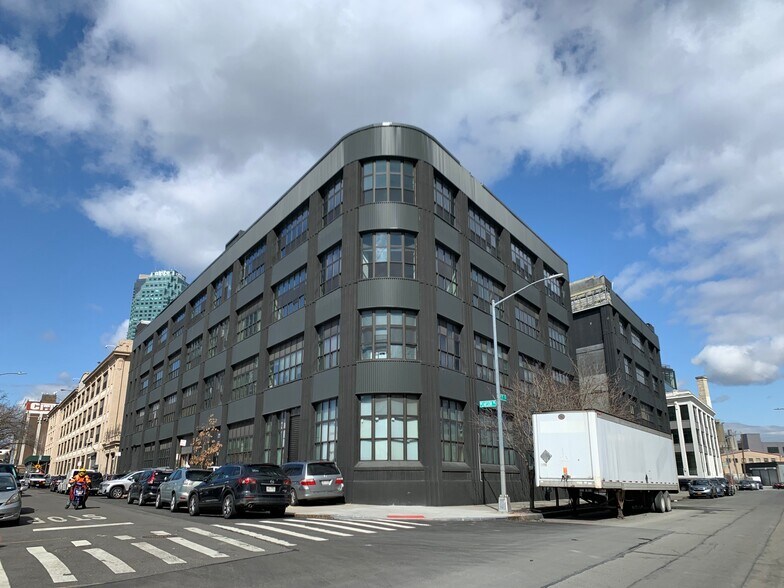 Primary Photo Of 47-61 Pearson Pl, Long Island City Warehouse For Lease